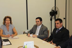 Lideranças políticas buscam melhorias para a Junta Comercial de Divinópolis belo horizonte - reunio junta comercial - 01-02-2012 3